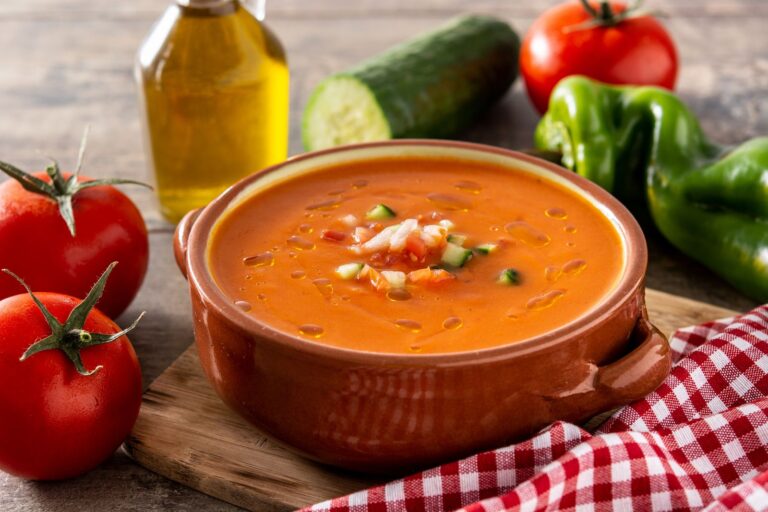 Paella, Gazpacho y Más: Disfrutar de la Cocina Tradicional Española